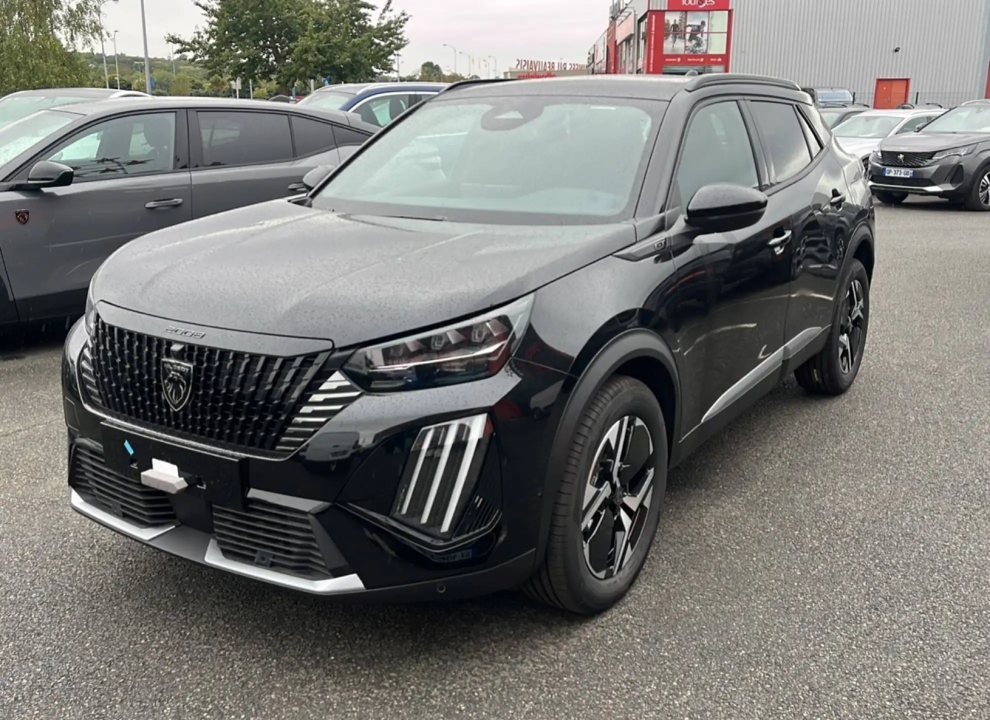 PEUGEOT 2008 Hybrid 145 ch e-DCS6 GT