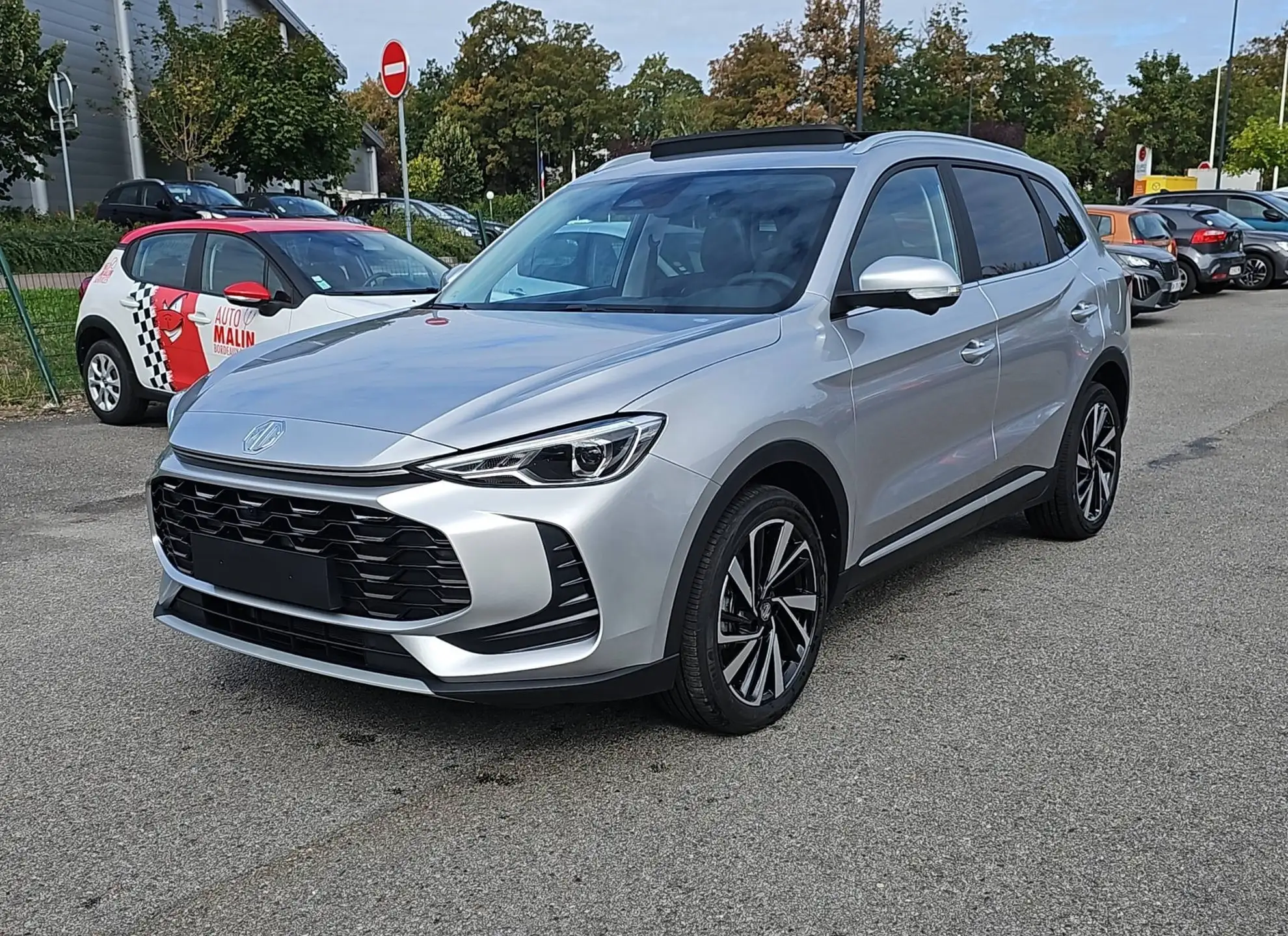MG ZS 1.5 L Hybrid+ 197 ch Luxury