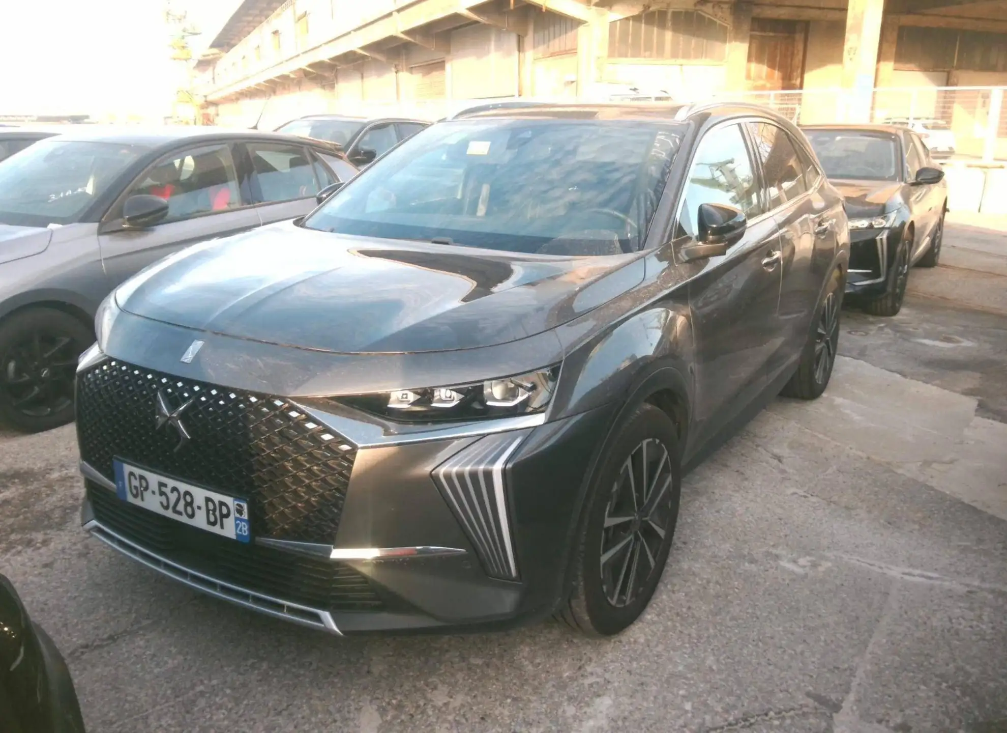 DS DS 7 RIVOLI Hybride Rechargeable E-Tense 300 CV EAT8 4x4