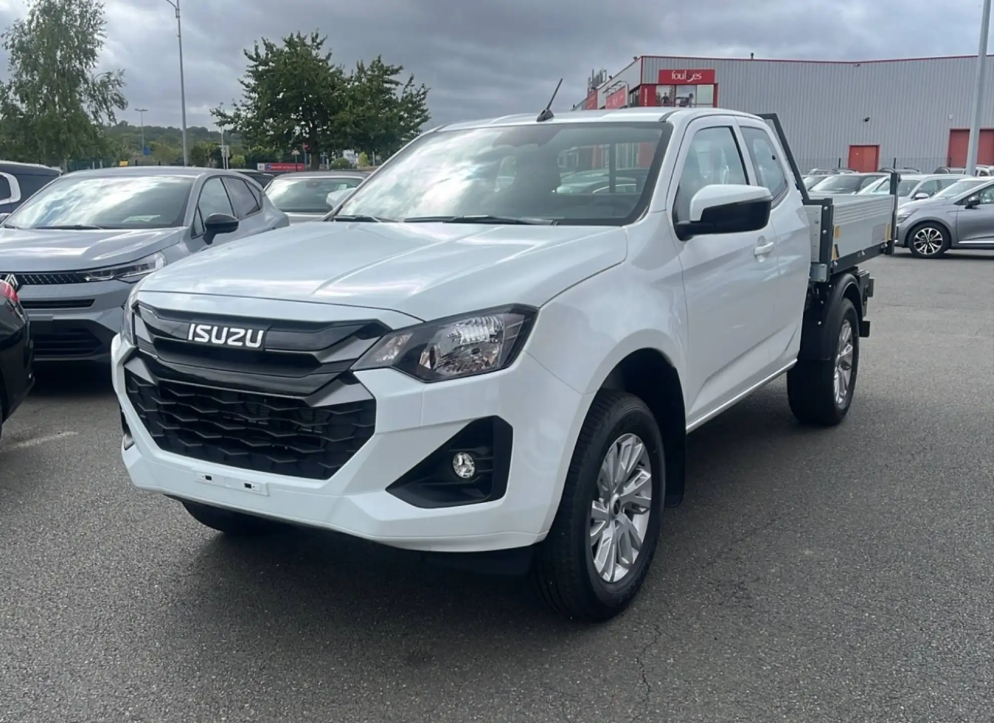 ISUZU D-MAX SPACE CAB N60 1.9 164 CH 4X4 BB+benne arriere